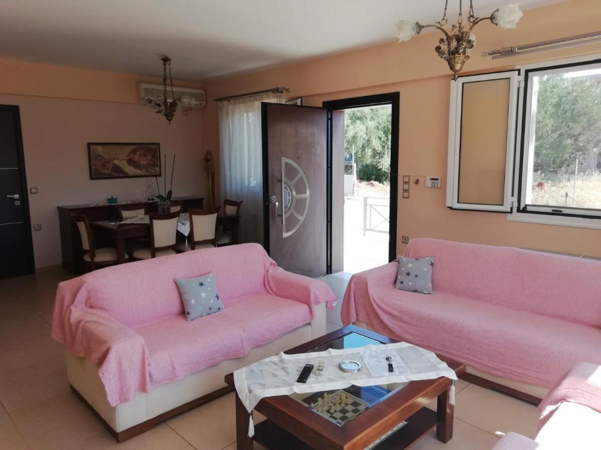 Rural 3-Bedroom House Каламата Екстериор снимка